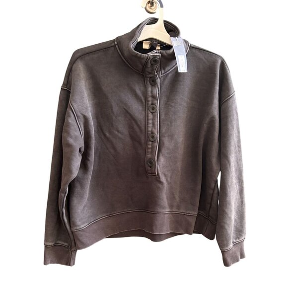 NEW with tags Women's L Button-Front Pullover Sweatshirt - Universal Thread - Picture 1 of 5